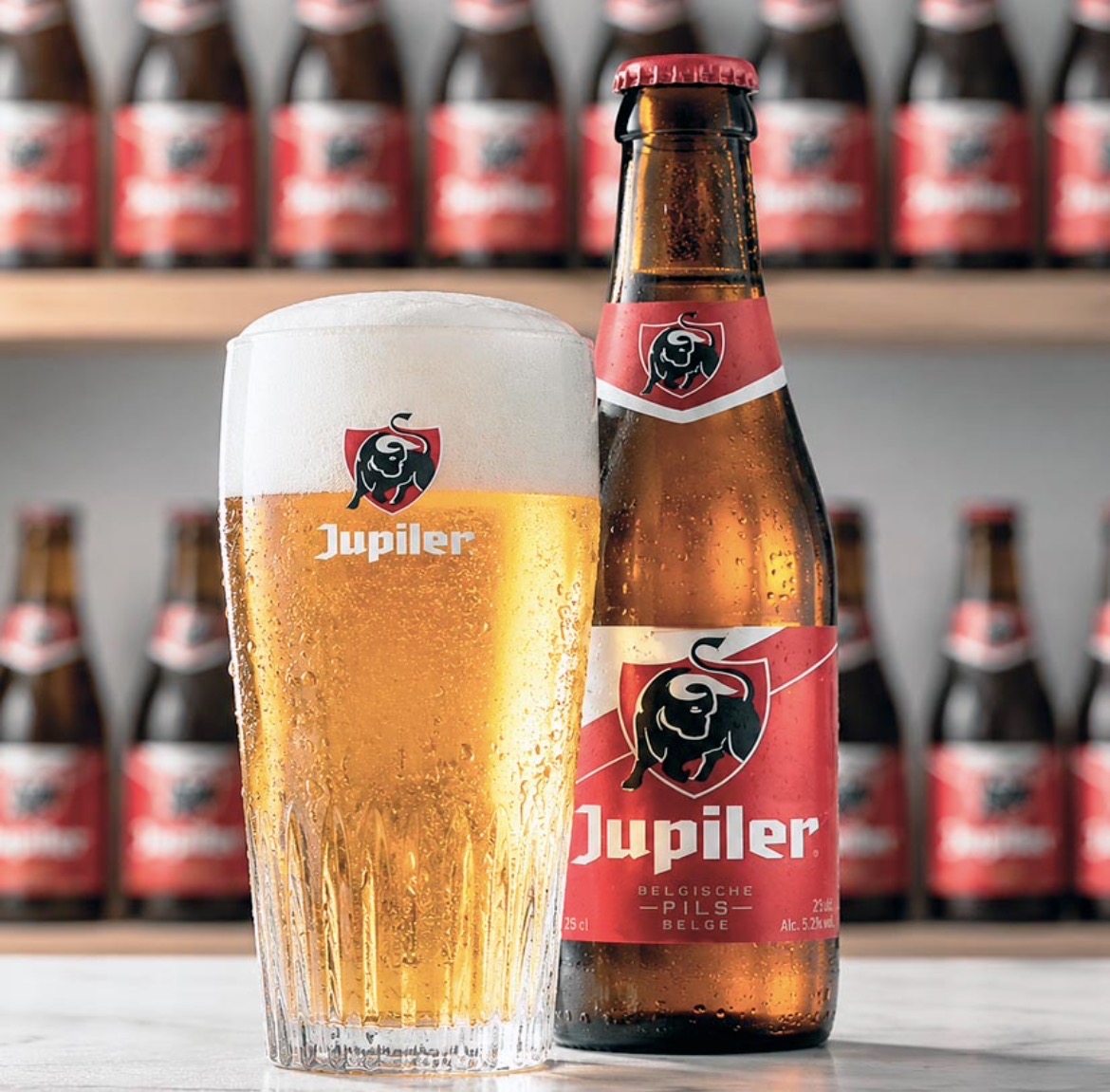 Jupiler Beer + Crate
